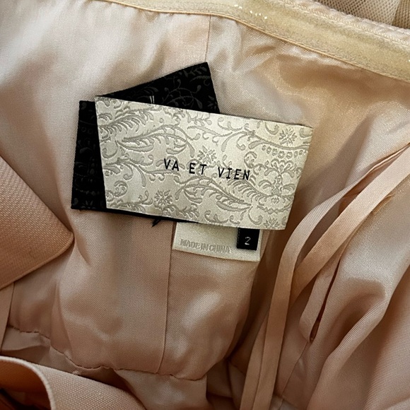 BHLDN Va Et Vien | Stunning Full Length Strapless Tulle Dress - Picture 9 of 16